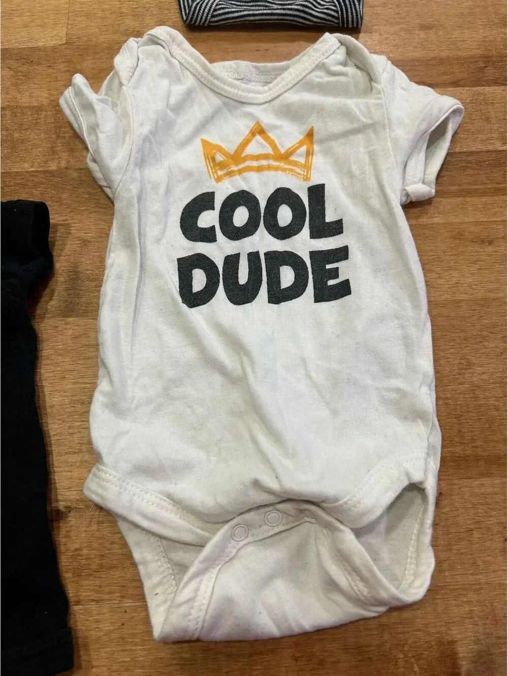 Set of 4 Baby Bodysuits 0-3 Month Size - Black, White, gray, and Striped